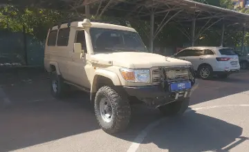 Toyota Land Cruiser 2022 года за 35 000 000 тг. в Алматы фото 2