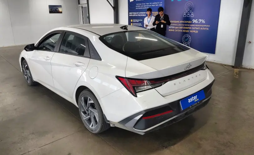 Hyundai Elantra 2024 года за 9 000 000 тг. в Астана фото 4