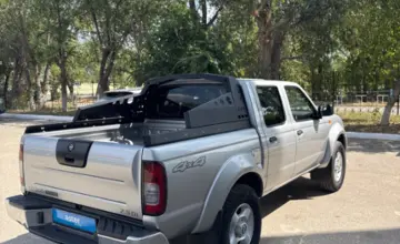 Nissan NP300 2011 года за 7 000 000 тг. в Актобе