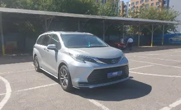 Toyota Sienna 2021 года за 17 000 000 тг. в Алматы фото 2