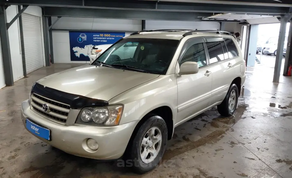 Toyota Highlander 2003 года за 6 000 000 тг. в Астана