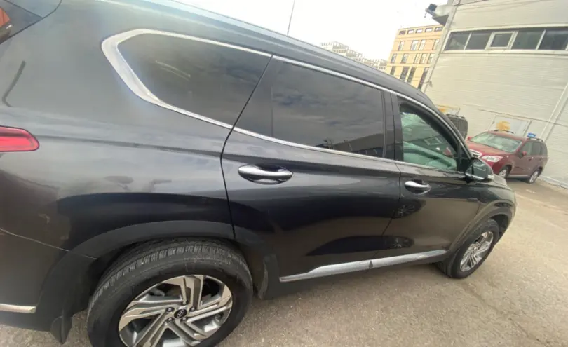 Hyundai Santa Fe 2021 года за 11 750 000 тг. в Астана фото 4