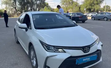 Toyota Corolla 2020 года за 10 000 000 тг. в Актобе фото 3