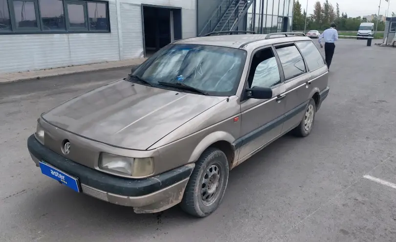 Volkswagen Passat 1991 года за 800 000 тг. в Астана