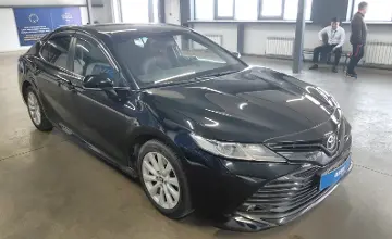 Toyota Camry 2019 года за 11 200 000 тг. в Астана фото 2
