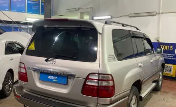 Toyota Land Cruiser 2004 года за 11 000 000 тг. в Астана