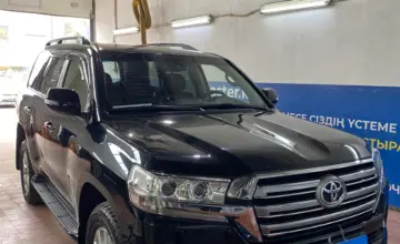 Toyota Land Cruiser 2019 года за 37 000 000 тг. в Астана фото 3