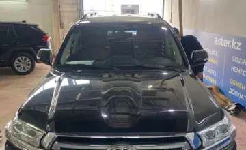 Toyota Land Cruiser 2019 года за 37 000 000 тг. в Астана фото 2