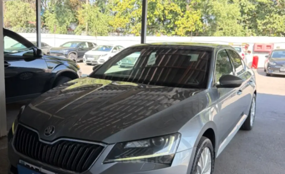 Skoda Superb 2018 года за 9 500 000 тг. в Алматы
