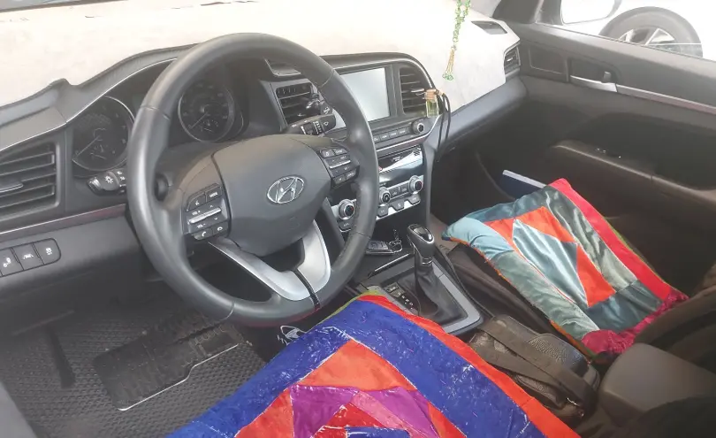 Hyundai Elantra 2020 года за 6 500 000 тг. в Алматы фото 5
