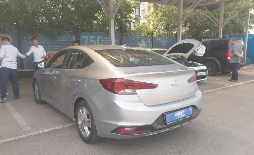 Hyundai Elantra 2020 года за 6 500 000 тг. в Алматы фото 4