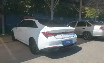 Hyundai Elantra 2023 года за 8 500 000 тг. в Алматы фото 4