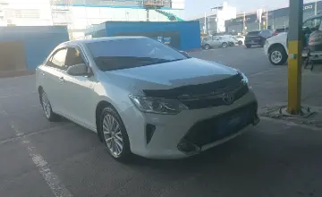 Toyota Camry 2016 года за 10 600 000 тг. в Алматы фото 2