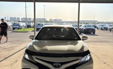 Toyota Camry 2020 года за 11 900 000 тг. в Алматы фото 2