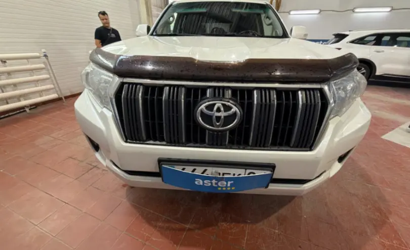 Toyota Land Cruiser Prado 2019 года за 20 500 000 тг. в Астана фото 2