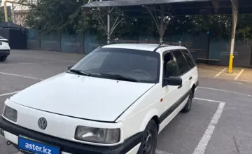 Volkswagen Passat 1990 года за 700 000 тг. в Алматы фото 1