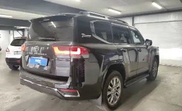 Toyota Land Cruiser 2021 года за 43 000 000 тг. в Астана фото 3