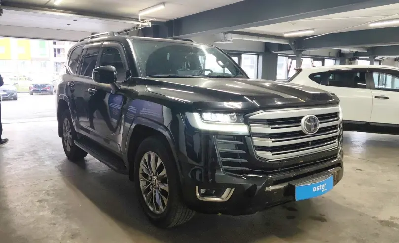 Toyota Land Cruiser 2021 года за 43 000 000 тг. в Астана фото 2
