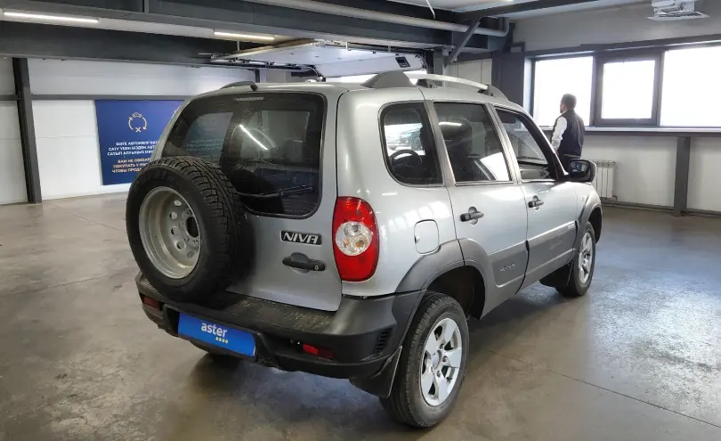 Chevrolet Niva 2014 года за 3 000 000 тг. в Астана фото 3