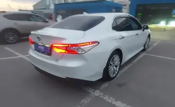Toyota Camry 2019 года за 14 000 000 тг. в Алматы фото 3