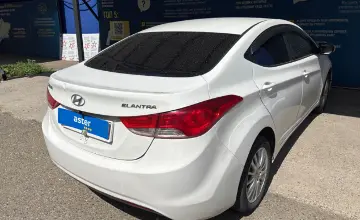 Hyundai Elantra 2013 года за 3 000 000 тг. в Усть-Каменогорск