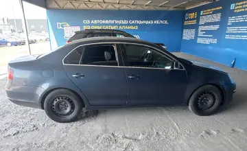 Volkswagen Jetta 2005 года за 1 500 000 тг. в Алматы фото 4
