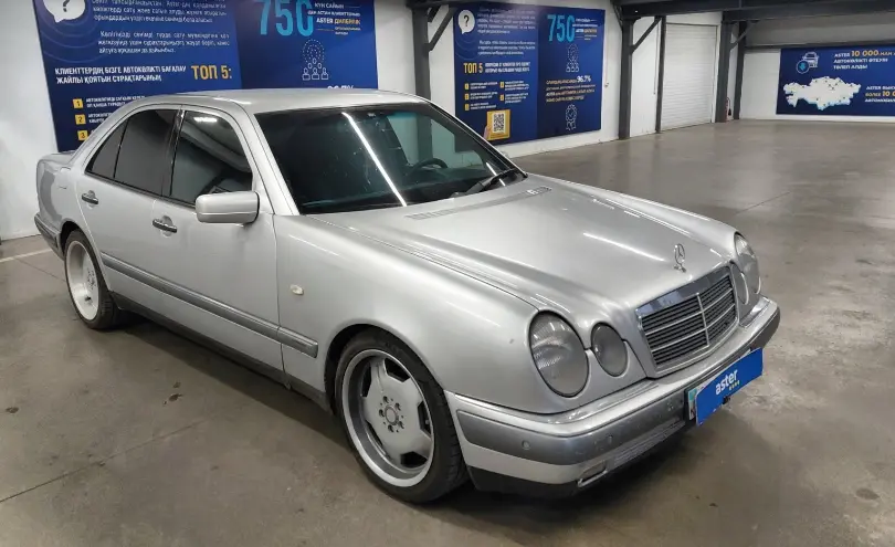 Mercedes-Benz E-Класс 1997 года за 4 000 000 тг. в Астана фото 2