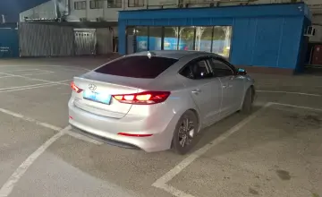 Hyundai Elantra 2018 года за 6 200 000 тг. в Алматы фото 3