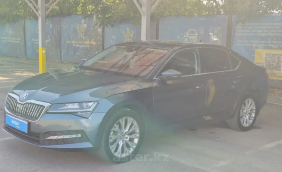 Skoda Superb 2020 года за 13 000 000 тг. в Алматы