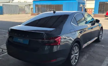 Skoda Superb 2020 года за 13 000 000 тг. в Алматы фото 3