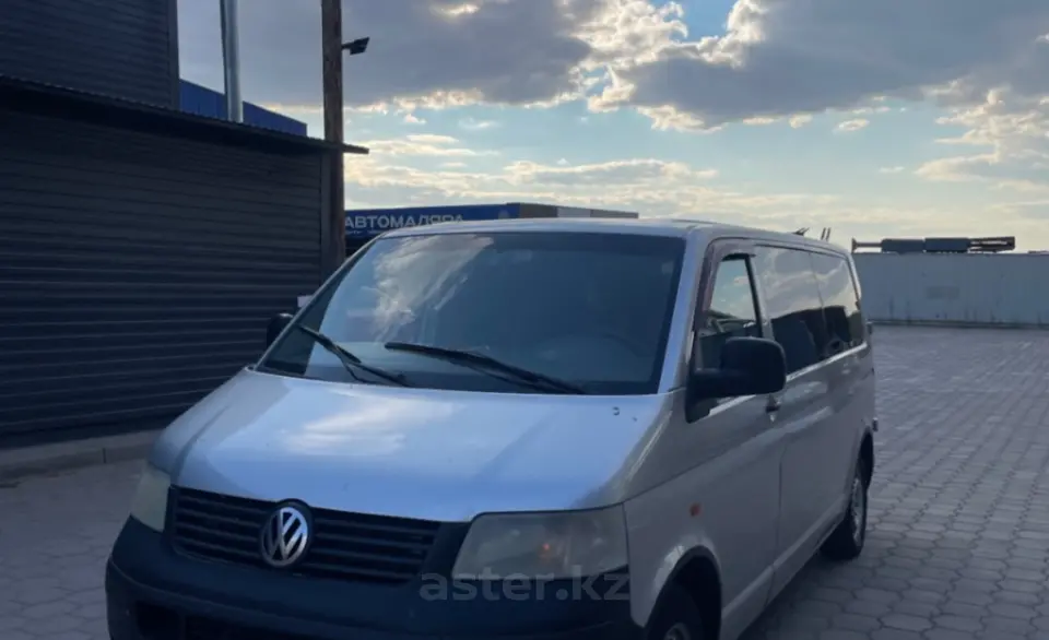 Volkswagen Transporter 2005 года за 8 500 000 тг. в Караганда