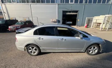 Honda Civic 2009 года за 2 600 000 тг. в Астана фото 4