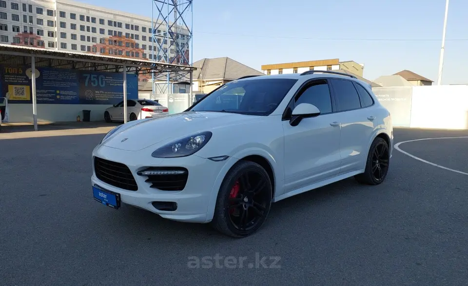 Porsche Cayenne 2012 года за 16 000 000 тг. в Шымкент