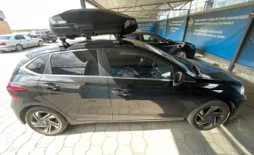 Hyundai i20 2023 года за 6 100 000 тг. в Караганда фото 4