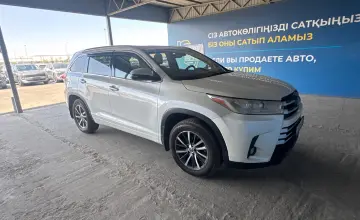 Toyota Highlander 2017 года за 15 000 000 тг. в Алматы фото 3