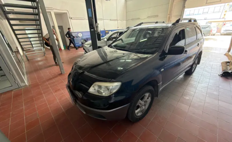 Mitsubishi Outlander 2003 года за 3 200 000 тг. в Астана