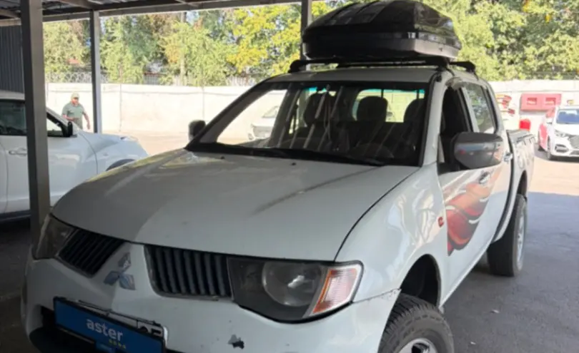Mitsubishi L200 2008 года за 4 500 000 тг. в Алматы