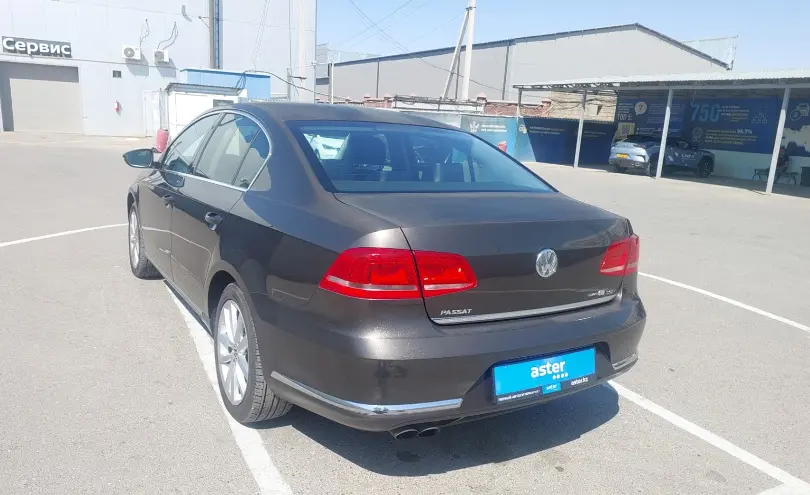 Volkswagen Passat 2014 года за 4 000 000 тг. в Шымкент фото 4