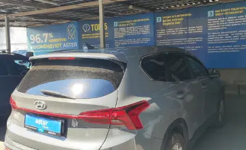 Hyundai Santa Fe 2021 года за 13 100 000 тг. в Алматы