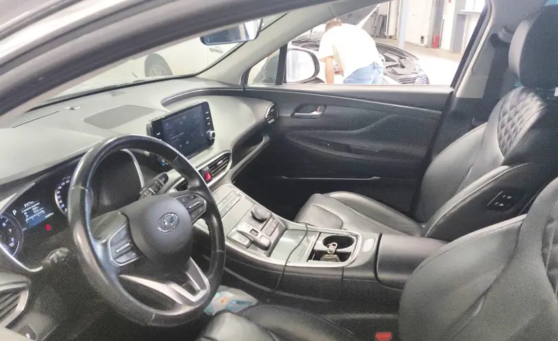 Hyundai Santa Fe 2022 года за 14 000 000 тг. в Астана фото 5