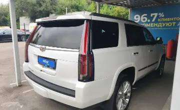 Cadillac Escalade 2019 года за 30 000 000 тг. в Алматы