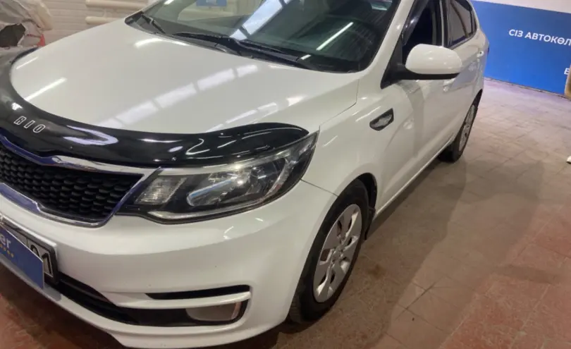 Kia Rio 2015 года за 4 300 000 тг. в Астана