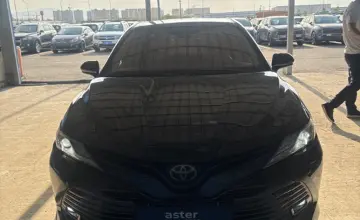 Toyota Camry 2018 года за 13 000 000 тг. в Алматы фото 2