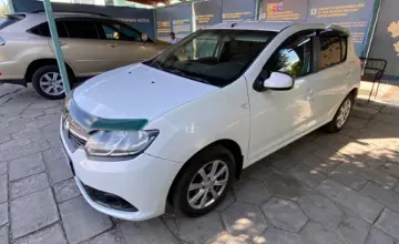 Renault Sandero 2015 года за 3 500 000 тг. в Талдыкорган фото 1