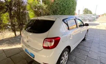 Renault Sandero 2015 года за 3 500 000 тг. в Талдыкорган