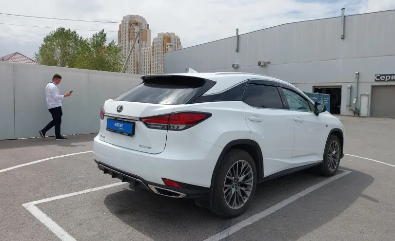 Lexus RX 2022 года за 30 000 000 тг. в Шымкент фото 3