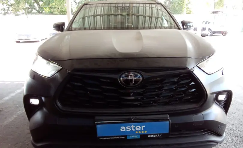 Toyota Highlander 2021 года за 25 000 000 тг. в Алматы фото 2