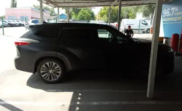Toyota Highlander 2021 года за 25 000 000 тг. в Алматы фото 4