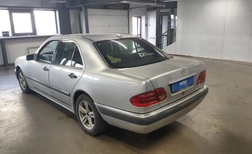 Mercedes-Benz E-Класс 1996 года за 2 800 000 тг. в Астана фото 4