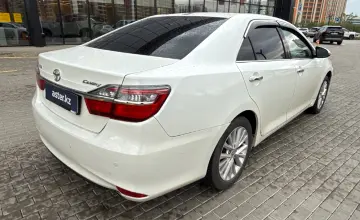 Toyota Camry 2014 года за 10 500 000 тг. в Астана